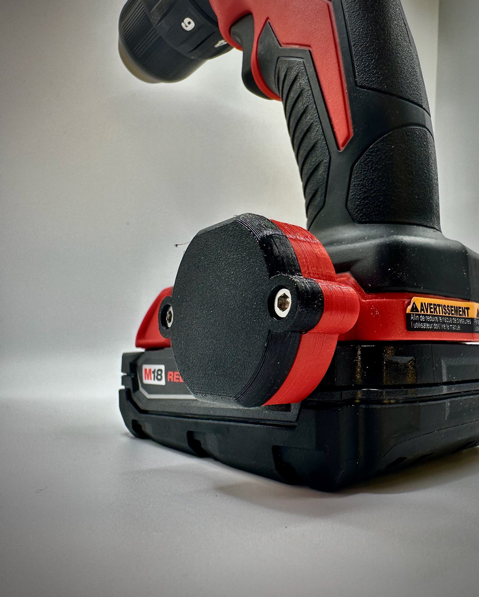 Milwaukee M18 AirTag Holder Red Base Black Lid