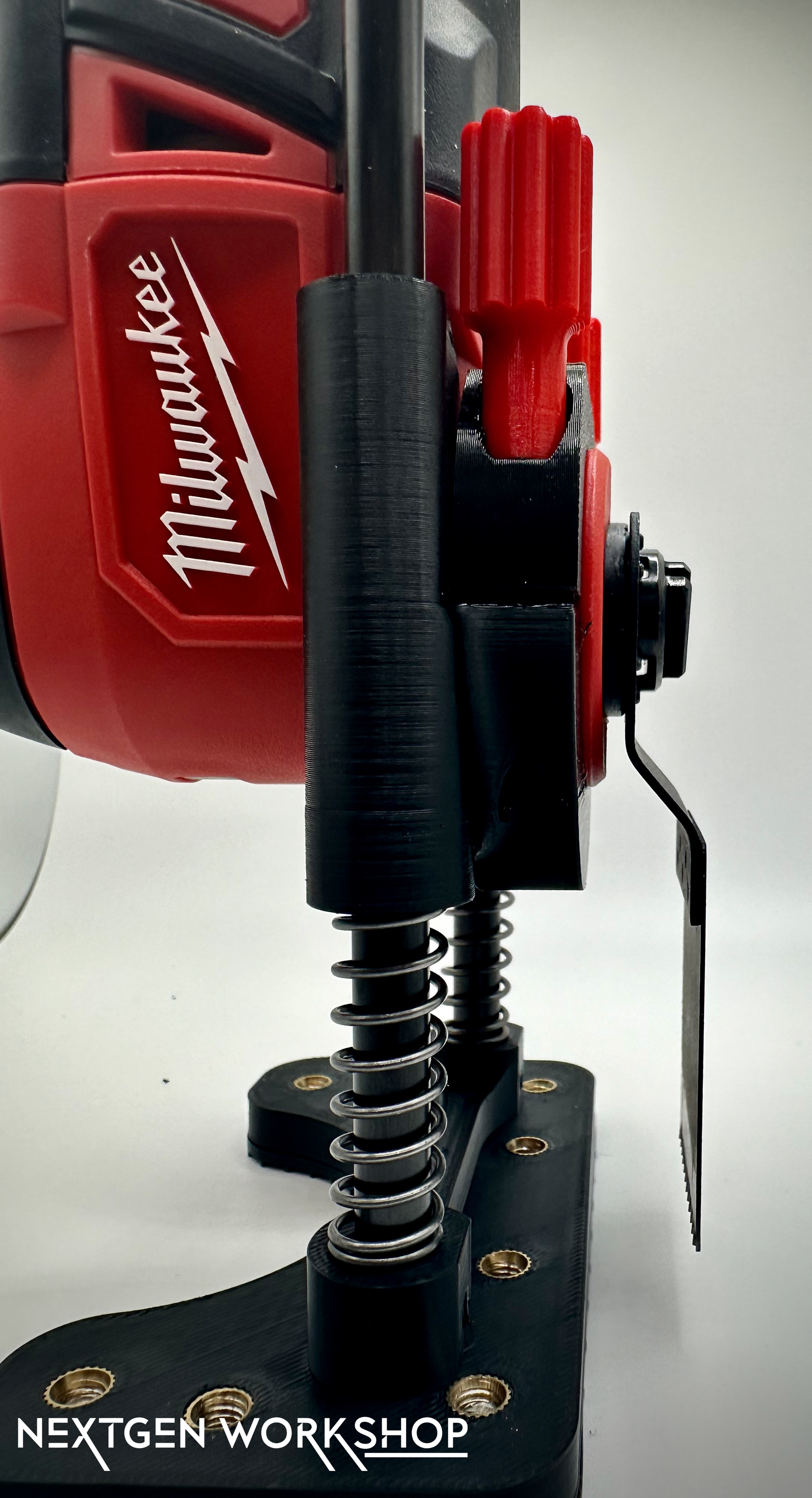 Milwaukee M18 oscillating tool plunge cut base side view