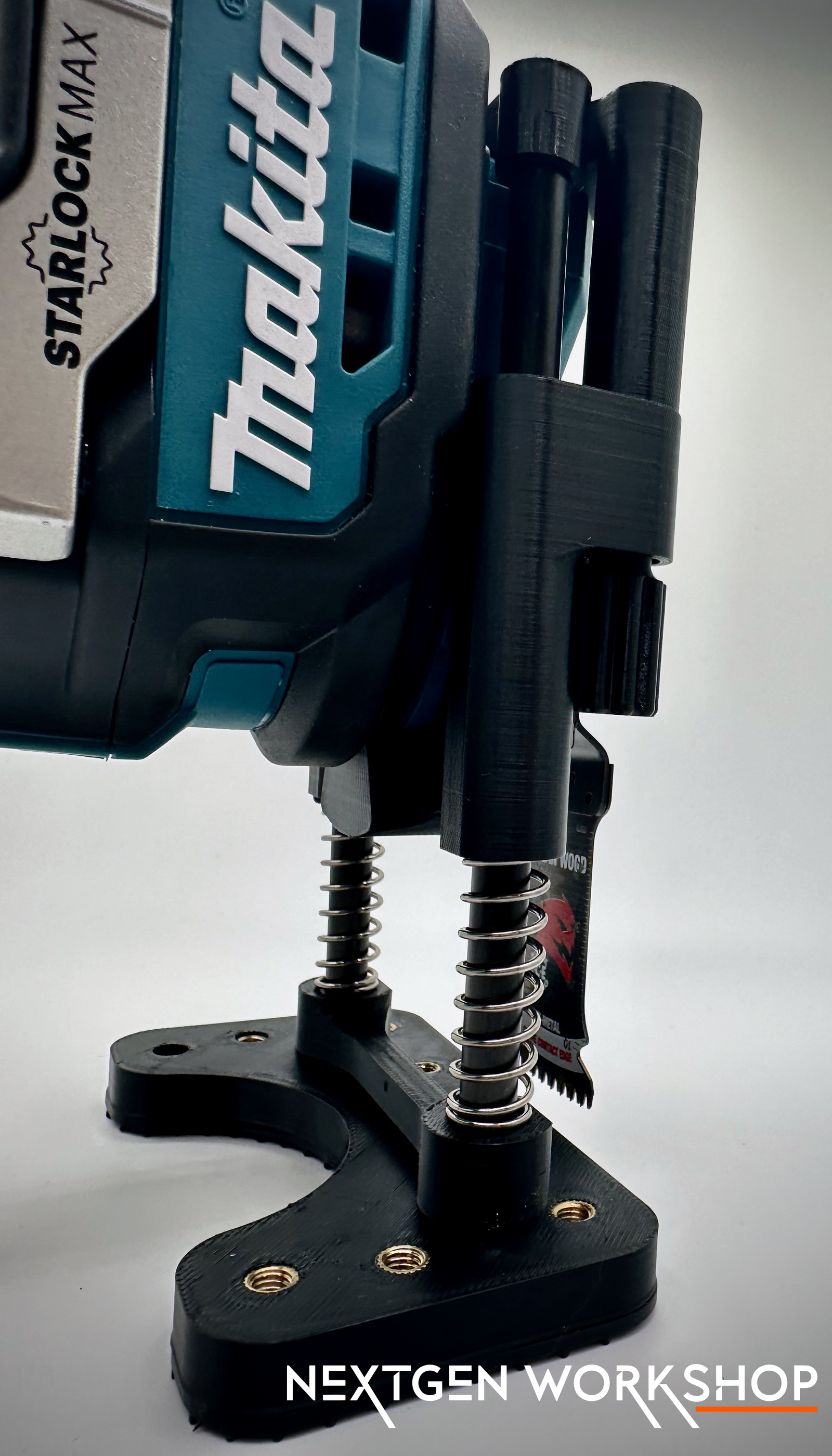 Makita 18V oscillating tool plunge cut base close-up detail